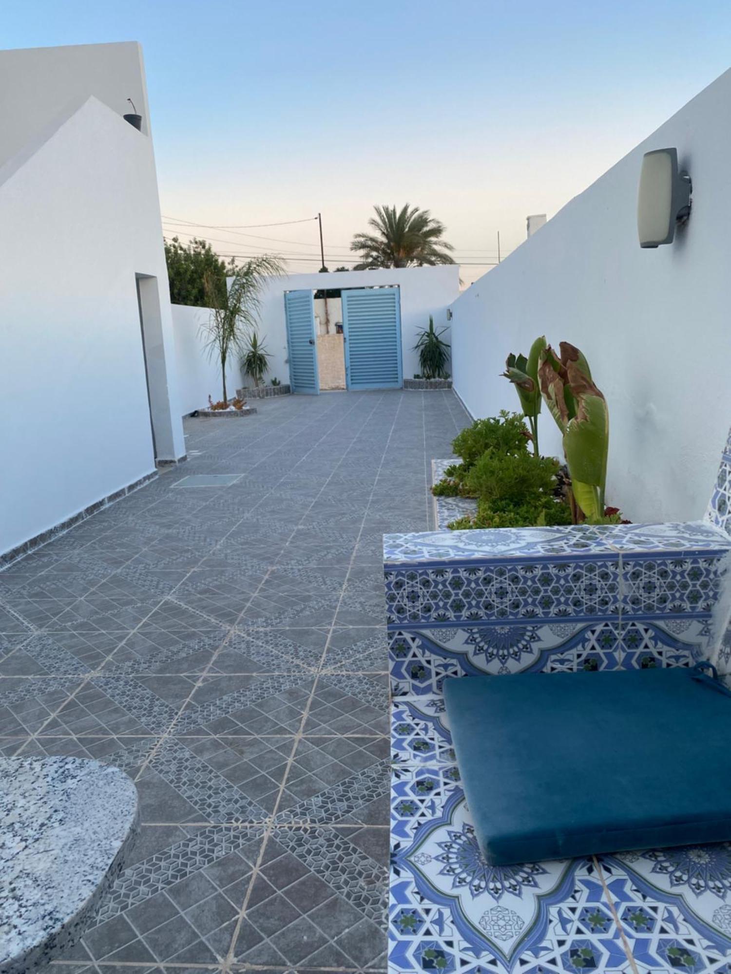 Studio Rouge Cosy A Dar Lili Djerba Mezraia Ngoại thất bức ảnh